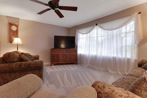9033 Apollo Rd, Bloomington, IL 61705 photo 3