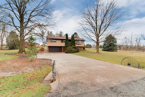 9033 Apollo Rd, Bloomington, IL 61705 photo 27
