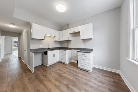 6622 S Champlain Ave, Chicago, IL 60637 photo 4