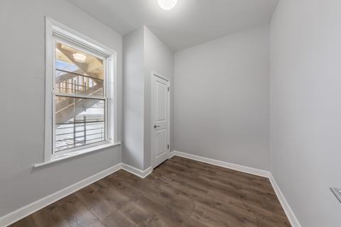 6622 S Champlain Ave, Chicago, IL 60637 photo 8