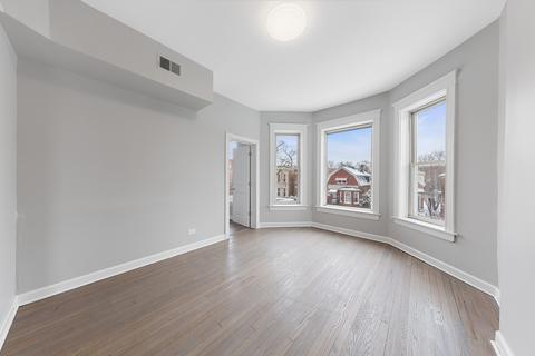 6622 S Champlain Ave, Chicago, IL 60637 photo 3