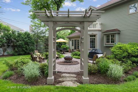 1908 Driving Park Rd, Wheaton, IL 60187 photo 4