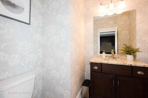 1908 Driving Park Rd, Wheaton, IL 60187 photo 8