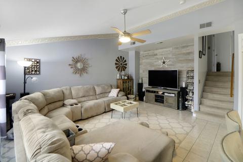 1615 Golfview Rd, Rantoul, IL 61866 photo 5