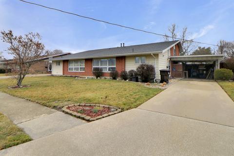 1615 Golfview Rd, Rantoul, IL 61866 photo 1