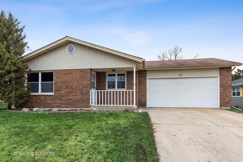 41 Devonshire Cir, Elgin, IL 60123 photo 1