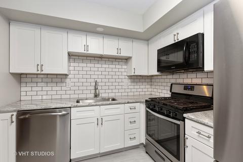 41 Devonshire Cir, Elgin, IL 60123 photo 6