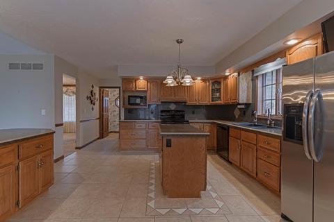 9241 Abbey Way, Downs, IL 61736 photo 20