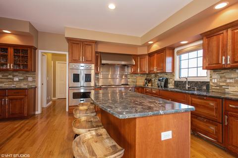 1176 Litchfield Ln, Bartlett, IL 60103 photo 8
