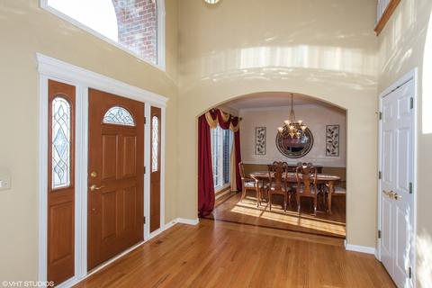 1176 Litchfield Ln, Bartlett, IL 60103 photo 2
