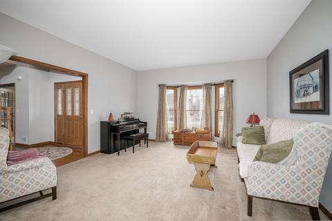 700 Bluestem Ln, Algonquin, IL 60102 photo 3