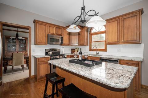 700 Bluestem Ln, Algonquin, IL 60102 photo 9