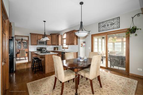 700 Bluestem Ln, Algonquin, IL 60102 photo 7