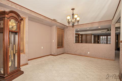 605 S Emerald Dr, Mchenry, IL 60051 photo 12