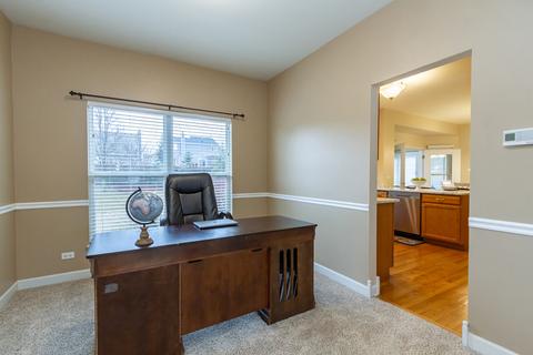 141 Hearthstone Dr, Bartlett, IL 60103 photo 8