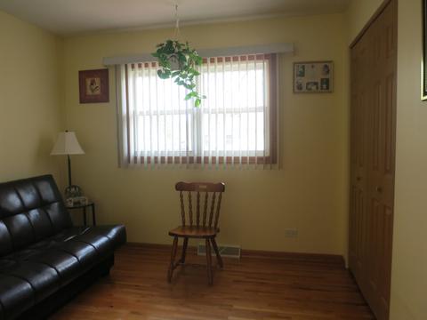 921 Sycamore Ln, Bartlett, IL 60103 photo 16