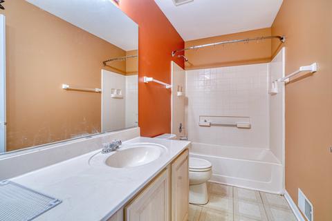 120 Lemans Dr, Wheeling, IL 60090 photo 10