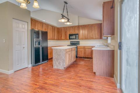120 Lemans Dr, Wheeling, IL 60090 photo 4