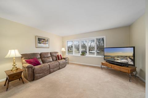 1966 Robert St, Aurora, IL 60506 photo 5
