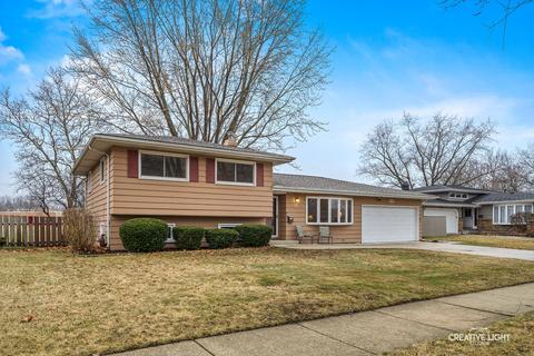 1966 Robert St, Aurora, IL 60506 photo 2