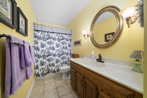 1966 Robert St, Aurora, IL 60506 photo 15
