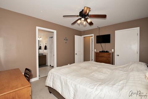 4720 Oregon Trl, Mchenry, IL 60050 photo 22