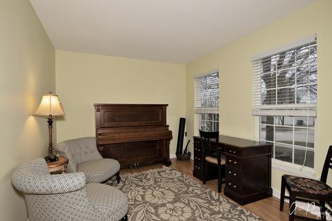 4720 Oregon Trl, Mchenry, IL 60050 photo 18