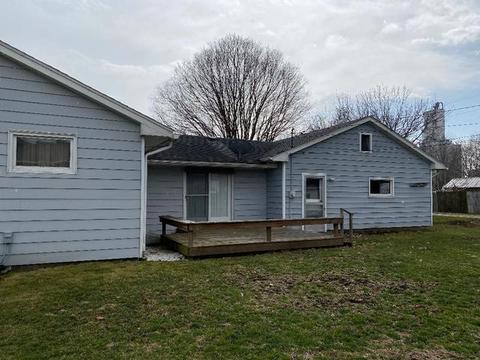206 E Washington St, Fithian, IL 61844 photo 4