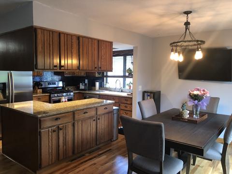 837 Prairie Ave, Bartlett, IL 60103 photo 4