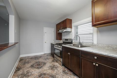 7640 W 64th St, Summit, IL 60501 photo 4
