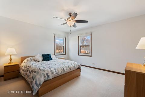 1992 Dorset Dr, Wheaton, IL 60189 photo 12