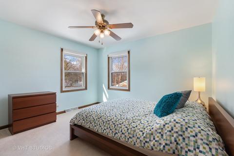1992 Dorset Dr, Wheaton, IL 60189 photo 10