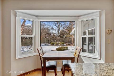 1992 Dorset Dr, Wheaton, IL 60189 photo 5