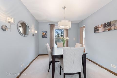 1992 Dorset Dr, Wheaton, IL 60189 photo 3