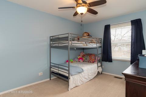1002 Concord Dr, Bartlett, IL 60103 photo 9