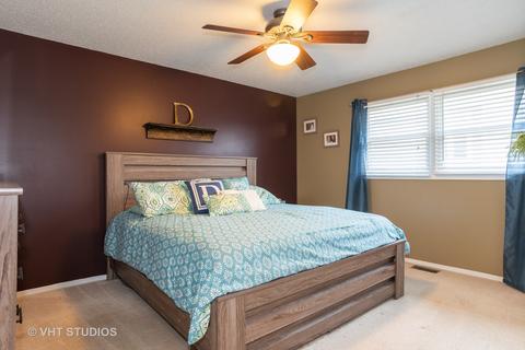 1002 Concord Dr, Bartlett, IL 60103 photo 8