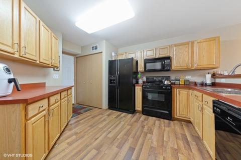 10824 Cape Cod Ln, Huntley, IL 60142 photo 2