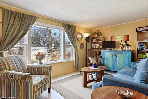 1618 Pitner Ave, Evanston, IL 60201 photo 5