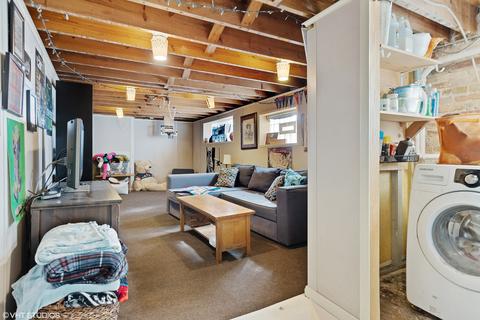 1618 Pitner Ave, Evanston, IL 60201 photo 16