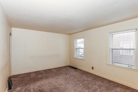 507 S Edison Ave, Elgin, IL 60123 photo 3