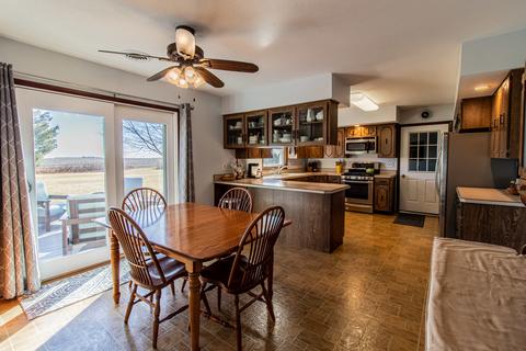 11 Erin Dr, Cherry, IL 61317 photo 9