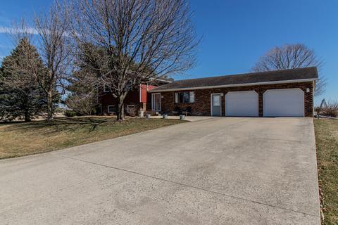 11 Erin Dr, Cherry, IL 61317 photo 3