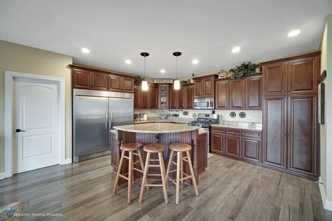 3156 Stonefence Dr, Kankakee, IL 60901 photo 2