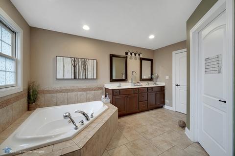 3156 Stonefence Dr, Kankakee, IL 60901 photo 10