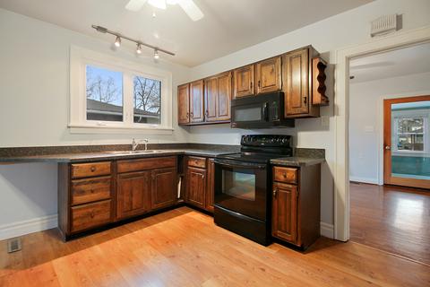 792 N 9th Ave, Kankakee, IL 60901 photo 4