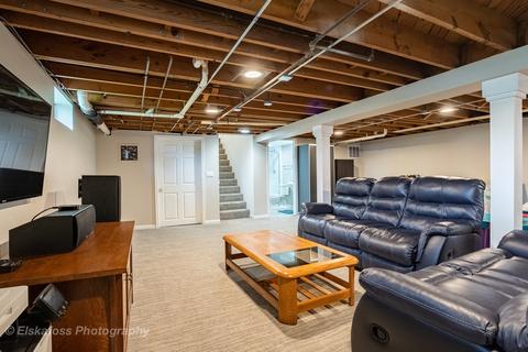 609 E Indiana St, Wheaton, IL 60187 photo 18