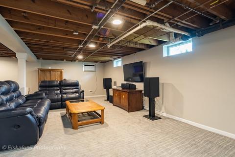609 E Indiana St, Wheaton, IL 60187 photo 17