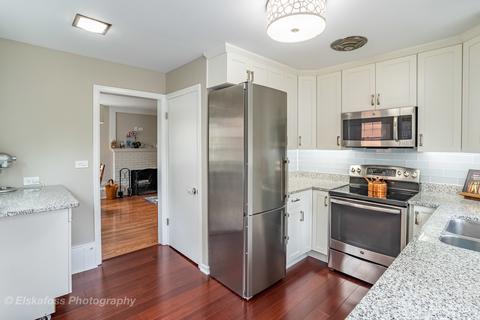 609 E Indiana St, Wheaton, IL 60187 photo 8