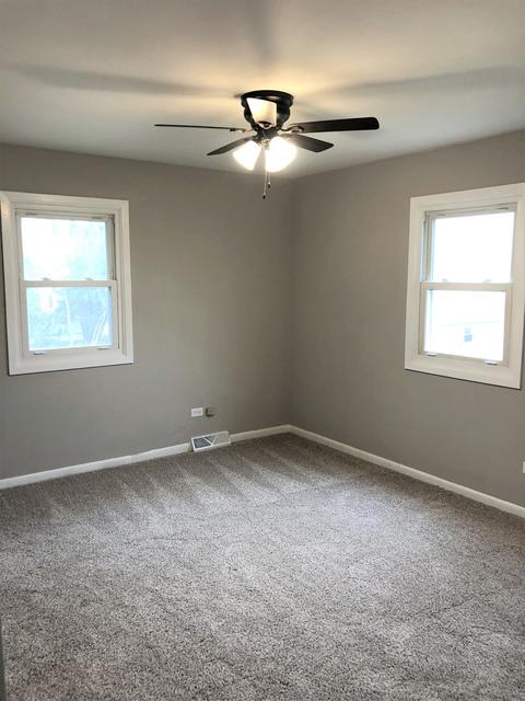 1319 Pappas Dr, Elgin, IL 60123 photo 14