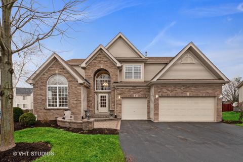 2245 Exeter Ct, Aurora, IL 60503 photo 2